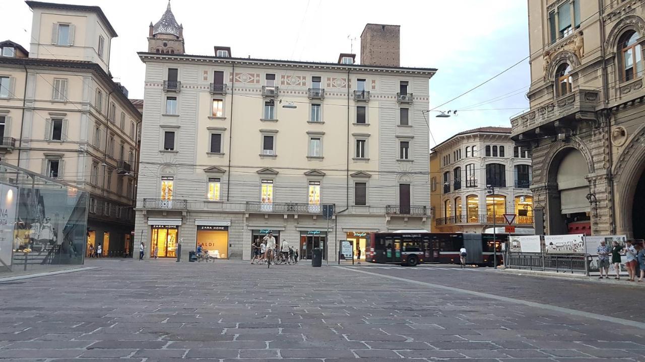Gran Suite Piazza Maggiore - T&T Communications Bolonia Exterior foto